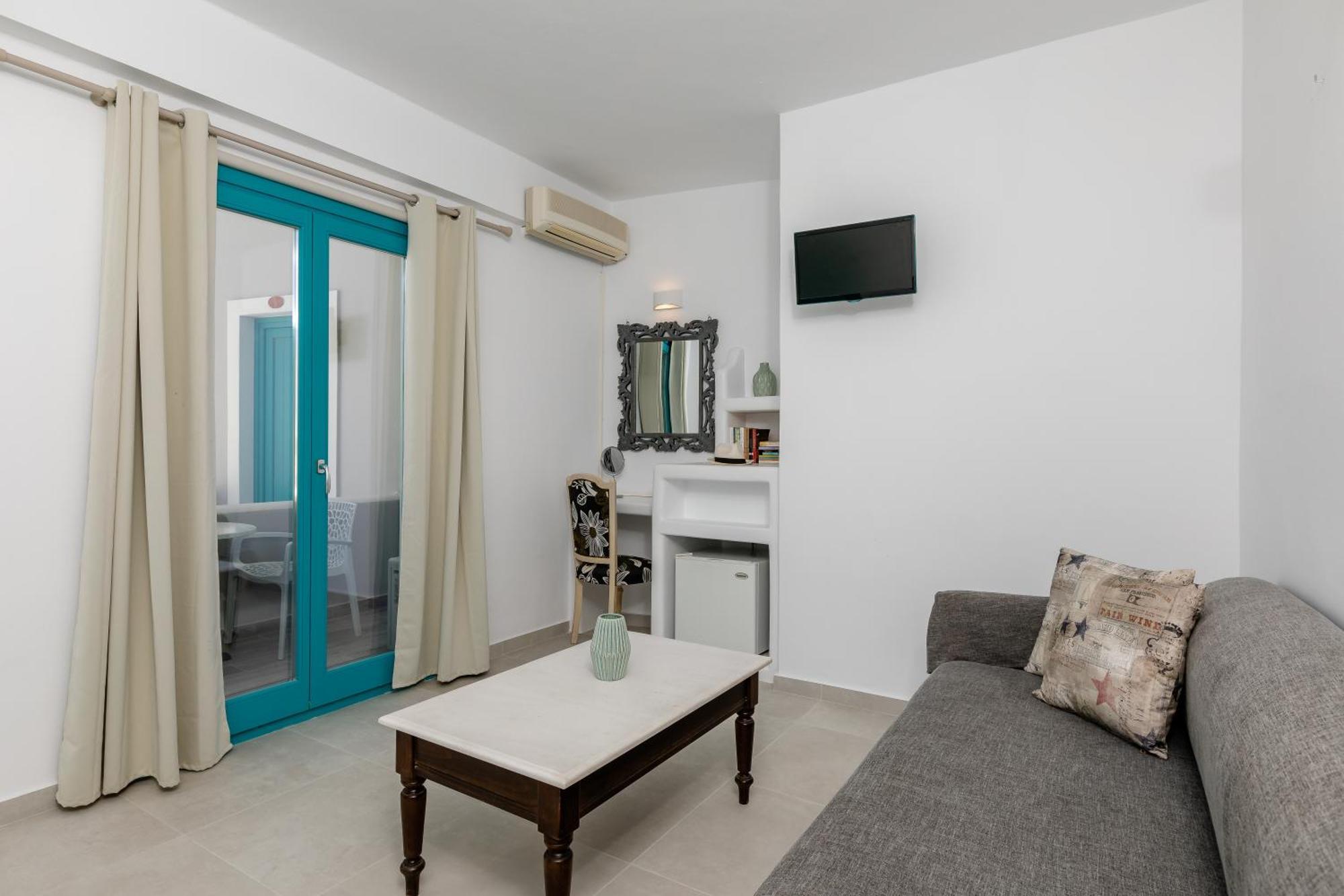 Nikolas Hotel Картерадос Екстериор снимка