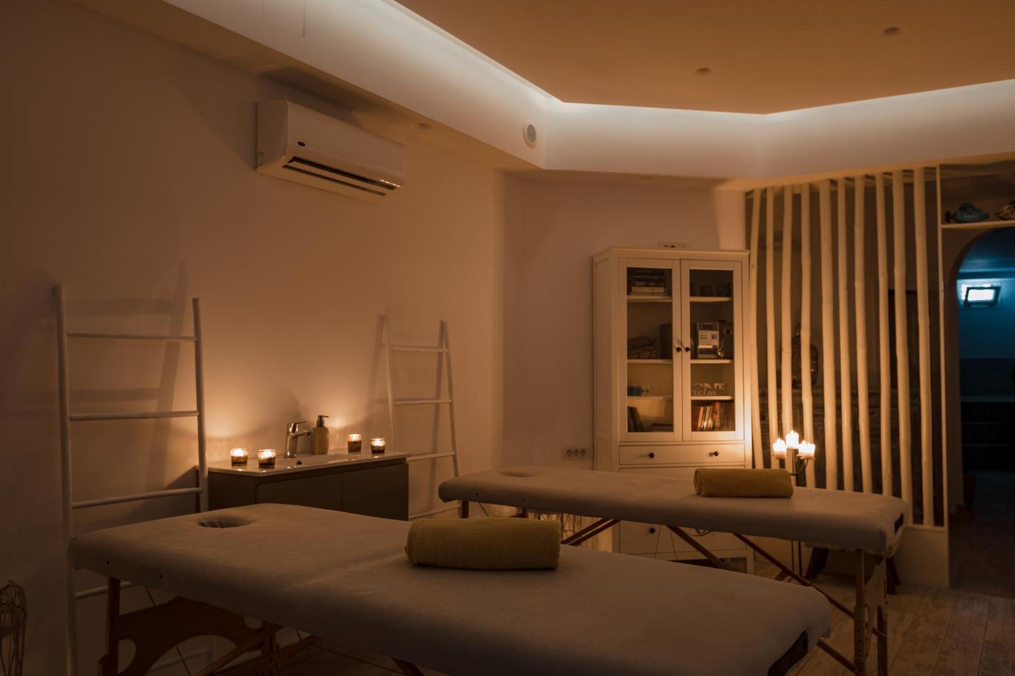 Nikolas Hotel Картерадос Екстериор снимка